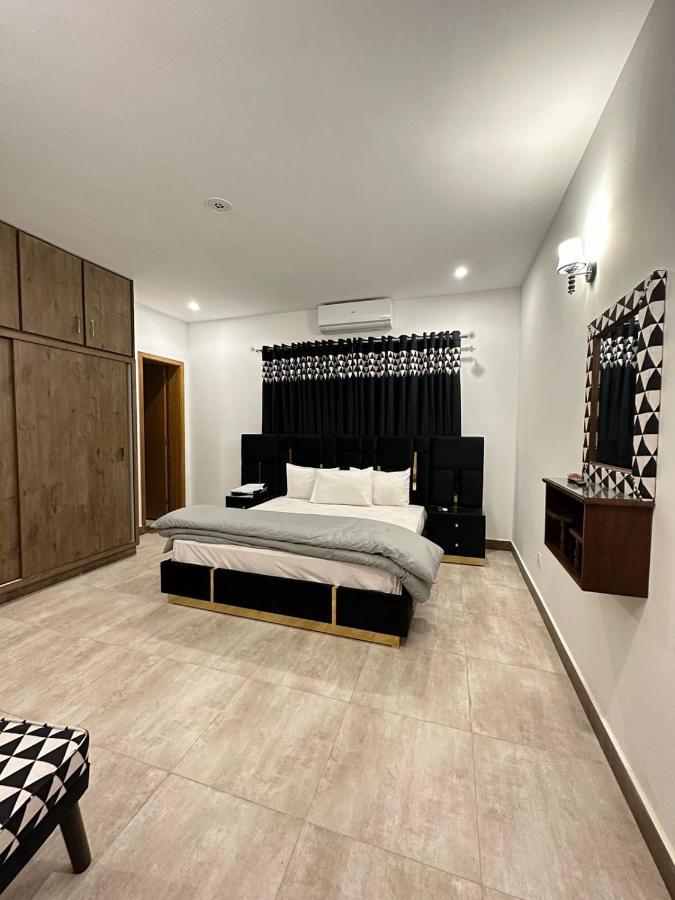 Islamabad Travelodge Guest House ภายนอก รูปภาพ