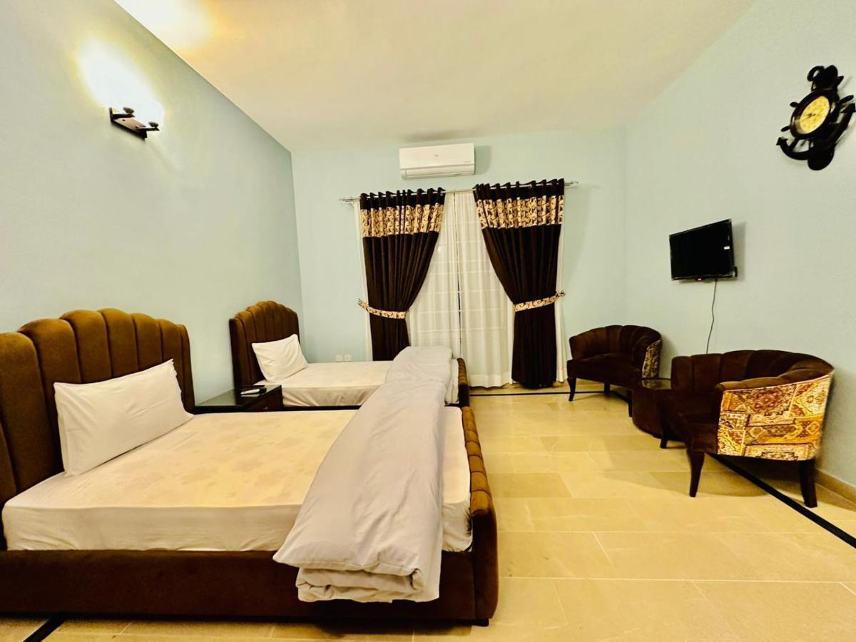 Islamabad Travelodge Guest House ภายนอก รูปภาพ