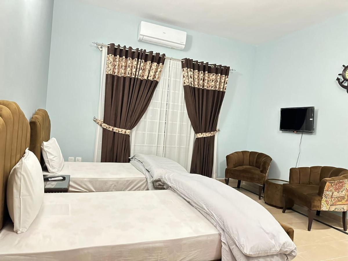 Islamabad Travelodge Guest House ภายนอก รูปภาพ