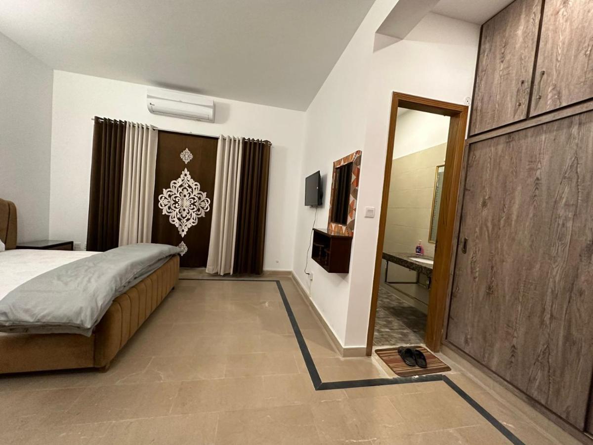 Islamabad Travelodge Guest House ภายนอก รูปภาพ